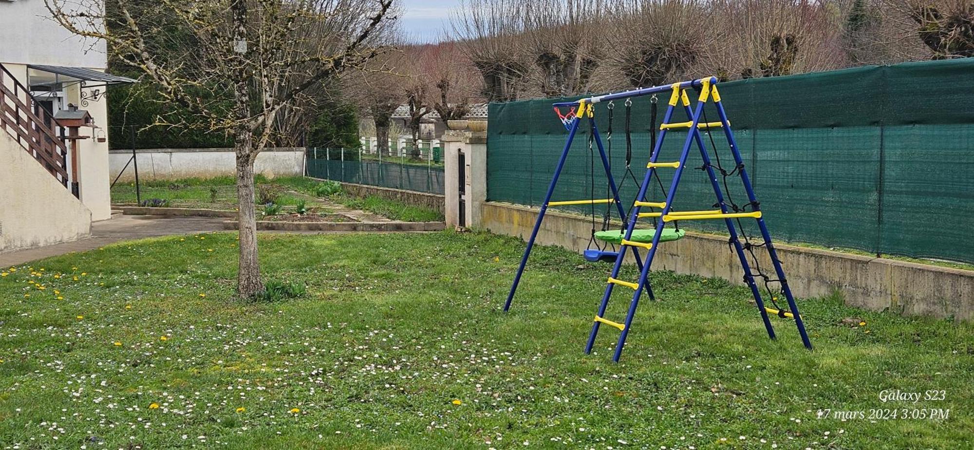 Pavillon Avec Jardin Clos Au Bord De L'Yonne Coulanges-sur-Yonne Eksteriør bilde